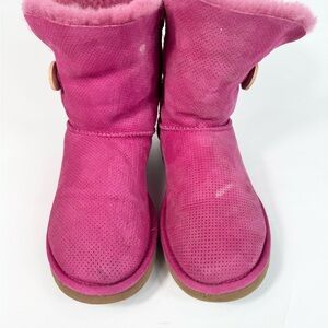 UGG Bailey Button Pink Sheepskin Boots #3056 - Size 7